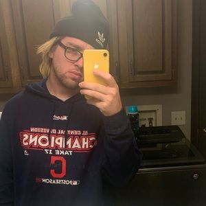 Meet your Posher, Zachery